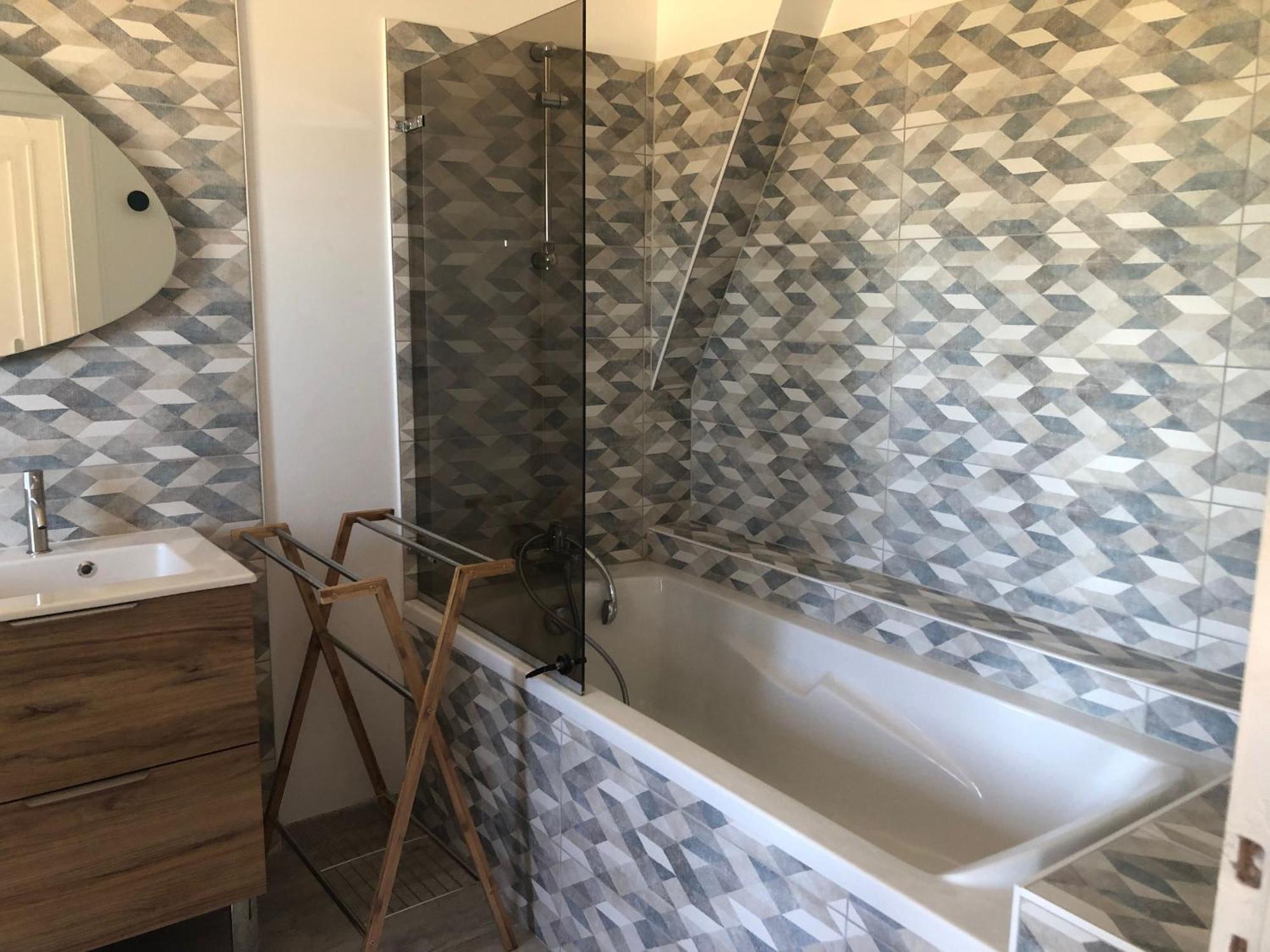 Gite Confort Au Coeur De La Vallee Du Loir : 4 Ch, Jardin, Fibre, Bbq, Proche Chateau - Fr-1-410-274 Ruille-Sur-Loir Luaran gambar