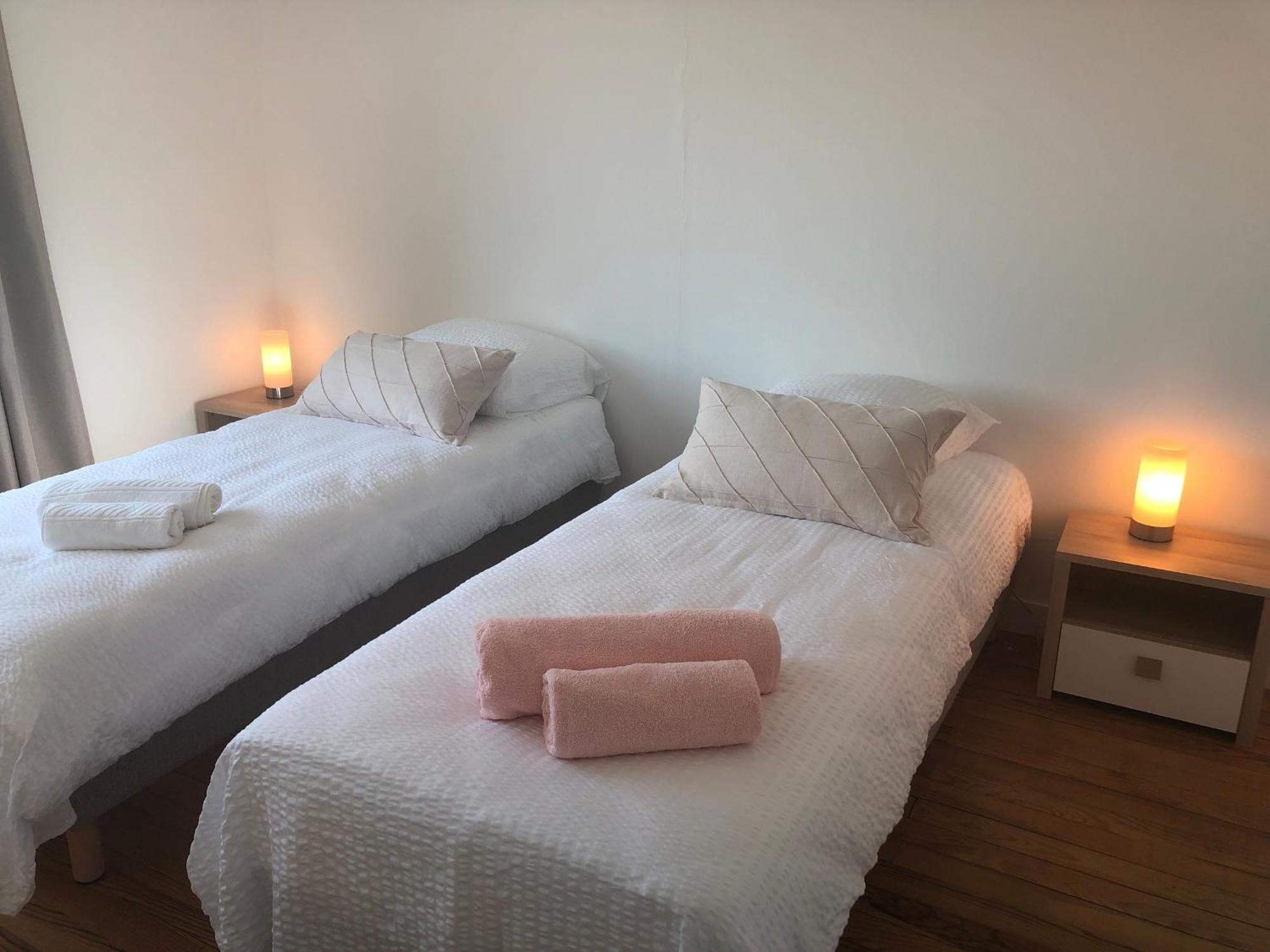 Gite Confort Au Coeur De La Vallee Du Loir : 4 Ch, Jardin, Fibre, Bbq, Proche Chateau - Fr-1-410-274 Ruille-Sur-Loir Luaran gambar