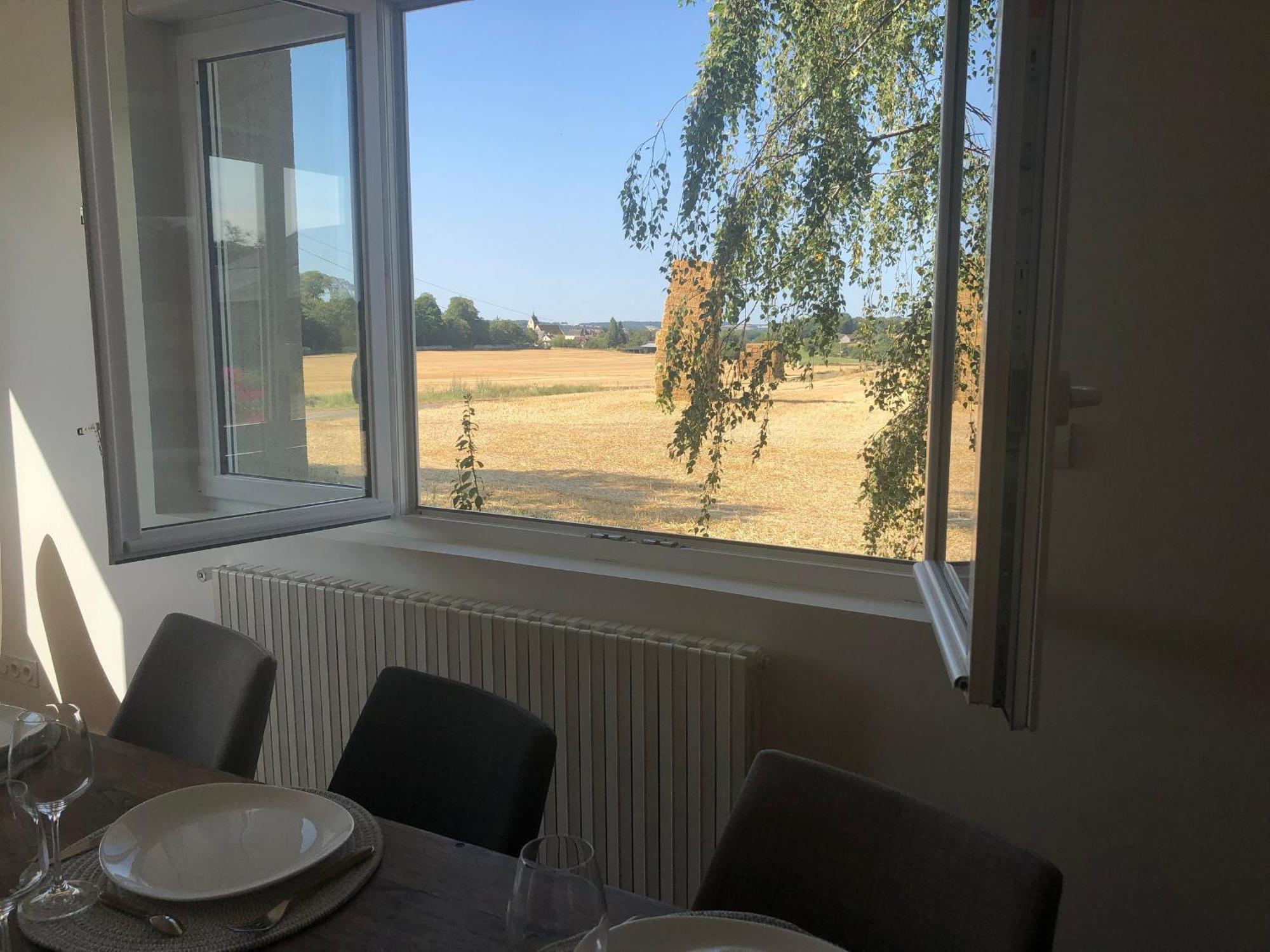 Gite Confort Au Coeur De La Vallee Du Loir : 4 Ch, Jardin, Fibre, Bbq, Proche Chateau - Fr-1-410-274 Ruille-Sur-Loir Luaran gambar